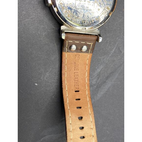 Tommy Bahama 268969SLV Men's Green Analog 5ATM Watch Brown Leather Strap Band - Picture 9 of 10